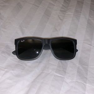 Ray-Ban 4265 Justin Sunglasses